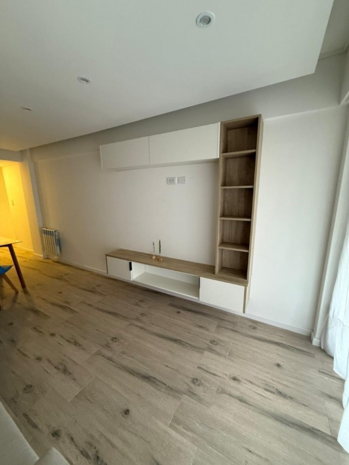 3 ambientes con cochera pleno centro 