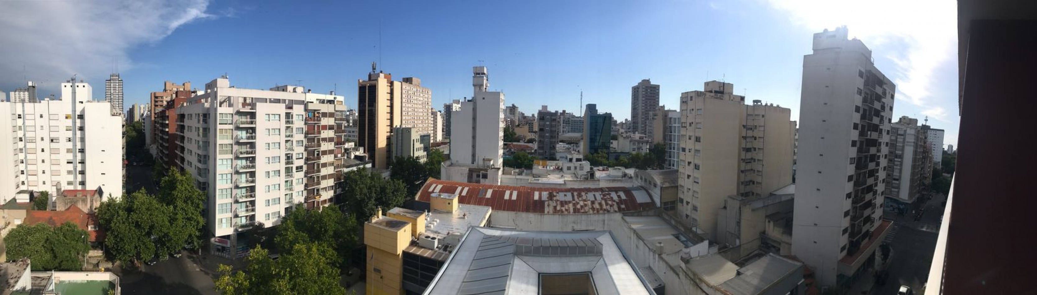 DEPARTAMENTO 4 AMBIENTES A LA CALLE CON BALCON SALIENTE. APTO CREDITO
