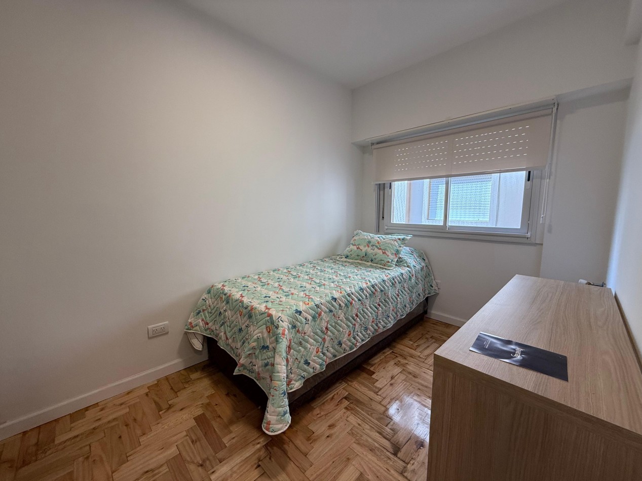 DEPARTAMENTO 3 AMBIENTES A LA CALLE CON BALCON Y COCHERA FIJA EN ALDREY